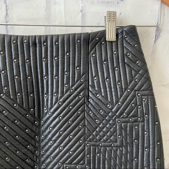 Jetset Diaries TJD 100% Lamb Leather Studded Mini Skirt Black - Picture 2 of 9